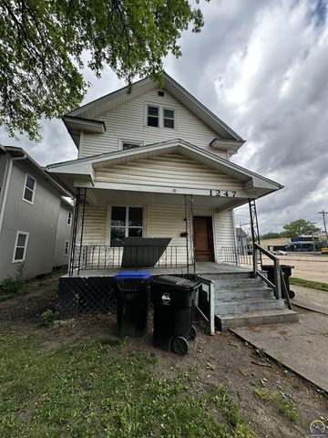1247 SW Tyler ST, Topeka, KS 66612