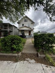 1247 SW Tyler ST, Topeka, KS 66612