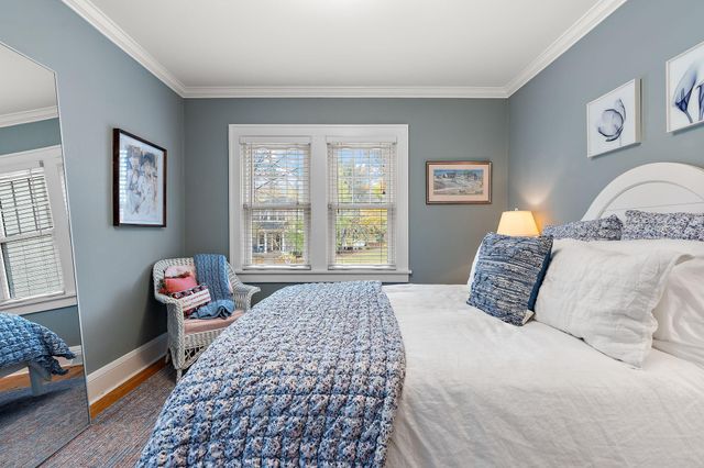 5252 Drew Avenue S, Minneapolis, MN 55410