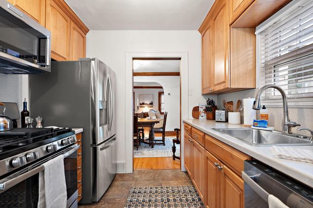 5252 Drew Avenue S, Minneapolis, MN 55410
