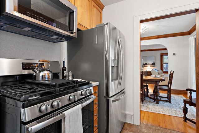 5252 Drew Avenue S, Minneapolis, MN 55410