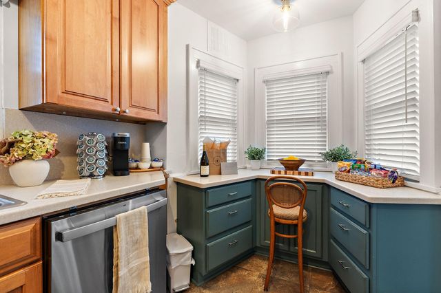 5252 Drew Avenue S, Minneapolis, MN 55410