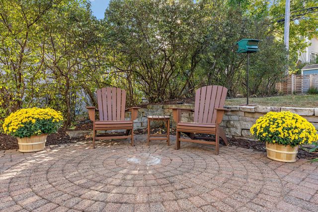 5252 Drew Avenue S, Minneapolis, MN 55410
