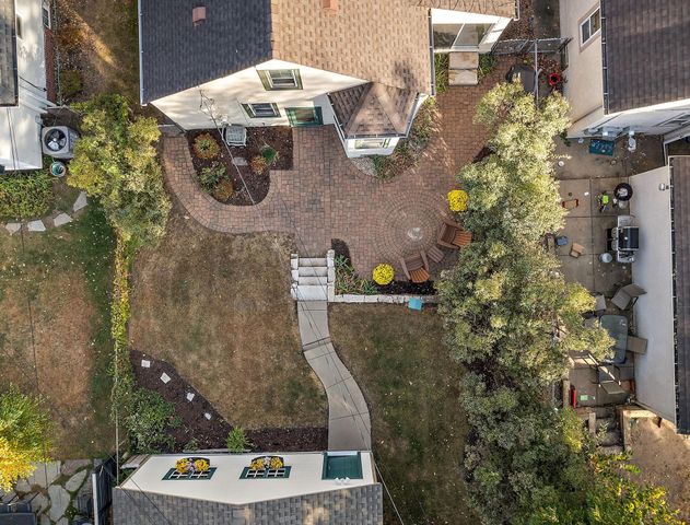 5252 Drew Avenue S, Minneapolis, MN 55410