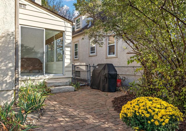5252 Drew Avenue S, Minneapolis, MN 55410