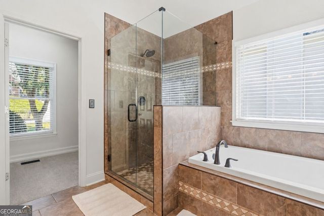 204 Maple Creek Chase, Woodstock, GA 30188