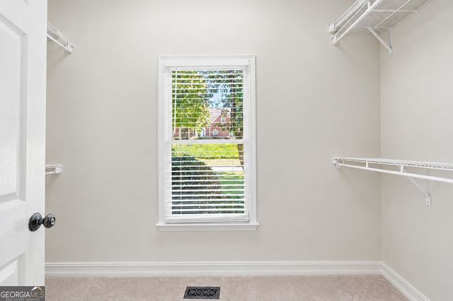 204 Maple Creek Chase, Woodstock, GA 30188