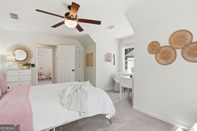 204 Maple Creek Chase, Woodstock, GA 30188