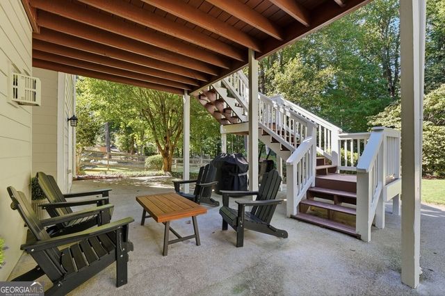 204 Maple Creek Chase, Woodstock, GA 30188