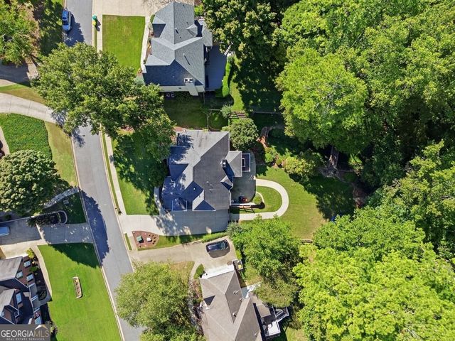 204 Maple Creek Chase, Woodstock, GA 30188
