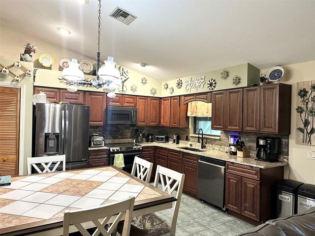 10844 POINCIANA DRIVE, Clermont, FL 34711