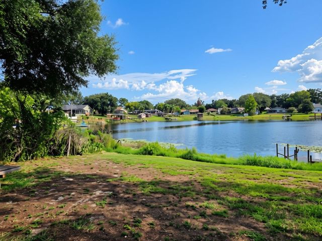 10844 POINCIANA DRIVE, Clermont, FL 34711
