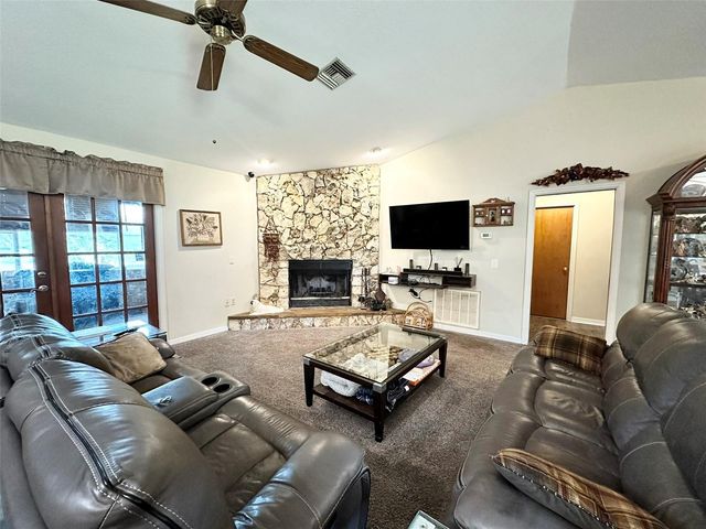 10844 POINCIANA DRIVE, Clermont, FL 34711