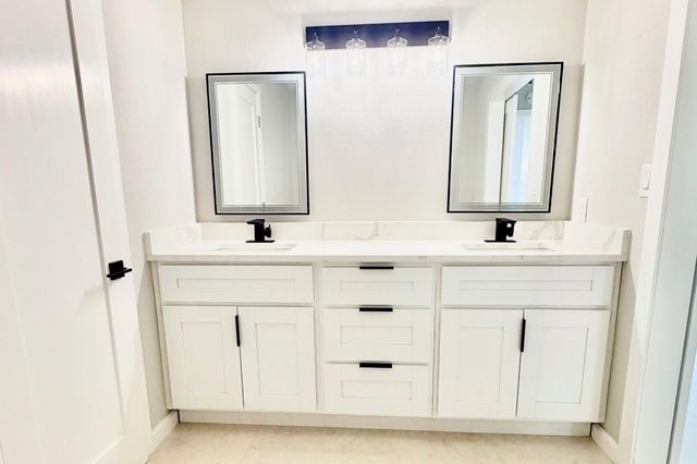 20201 BYRD Ave, Lago Vista, TX 78645