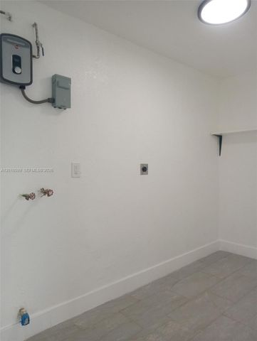 1070 NW 23rd Rd, Fort Lauderdale, FL 33311