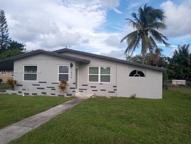 1070 NW 23rd Rd, Fort Lauderdale, FL 33311