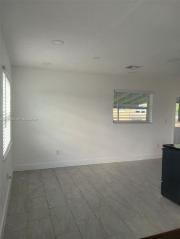 1070 NW 23rd Rd, Fort Lauderdale, FL 33311