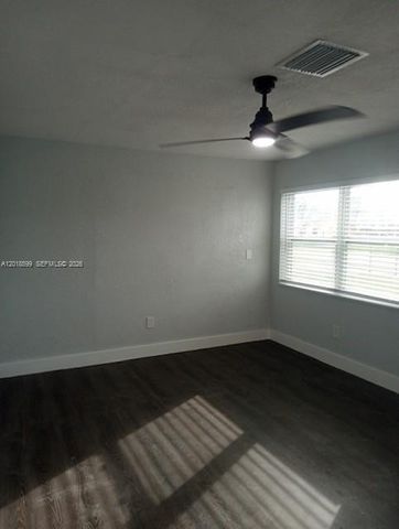 1070 NW 23rd Rd, Fort Lauderdale, FL 33311