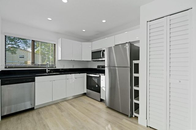 4315 NW 115th Ave, Coral Springs, FL 33065