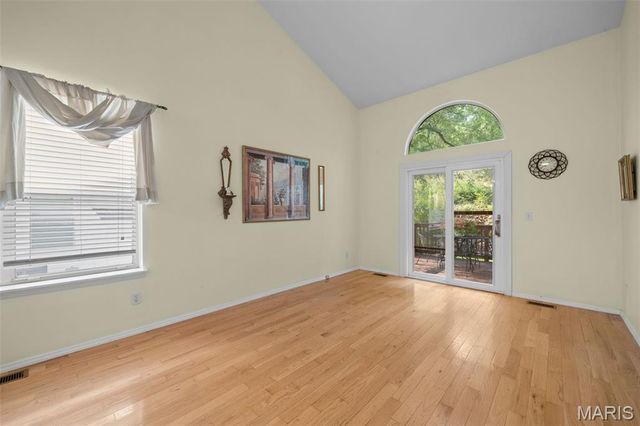 1227 Big Bend Crossing Drive, Manchester, MO 63088
