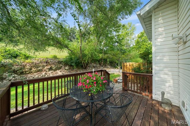 1227 Big Bend Crossing Drive, Manchester, MO 63088