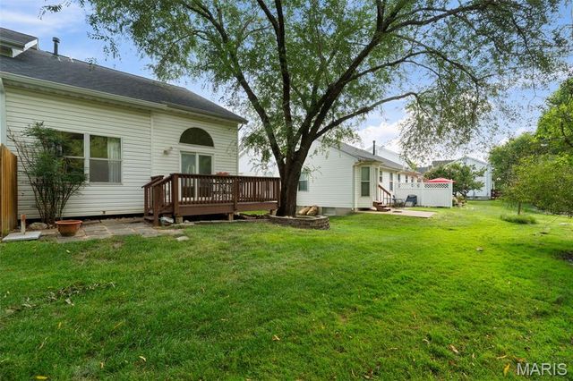 1227 Big Bend Crossing Drive, Manchester, MO 63088