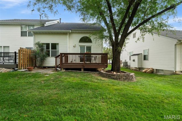 1227 Big Bend Crossing Drive, Manchester, MO 63088