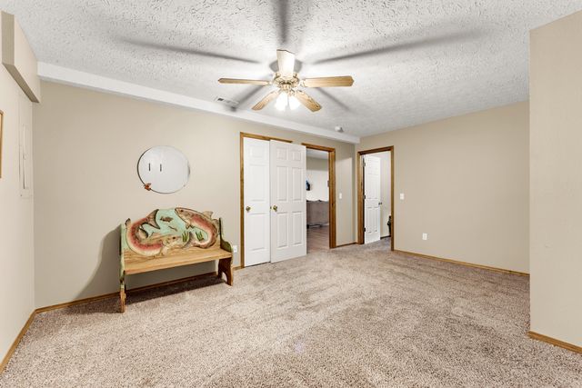 1266 W Bridgewood Place, Nixa, MO 65714