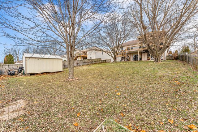1266 W Bridgewood Place, Nixa, MO 65714