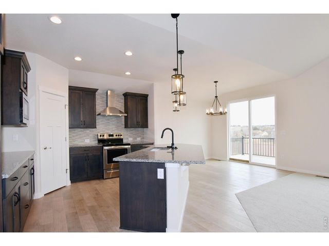 1189 Crown Sparrow St, Johnstown, CO 80534