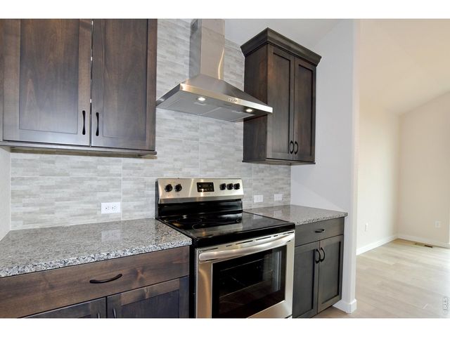 1189 Crown Sparrow St, Johnstown, CO 80534