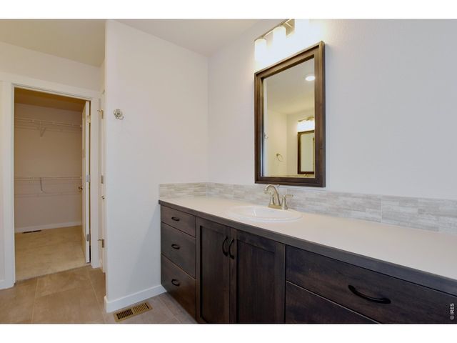 1189 Crown Sparrow St, Johnstown, CO 80534