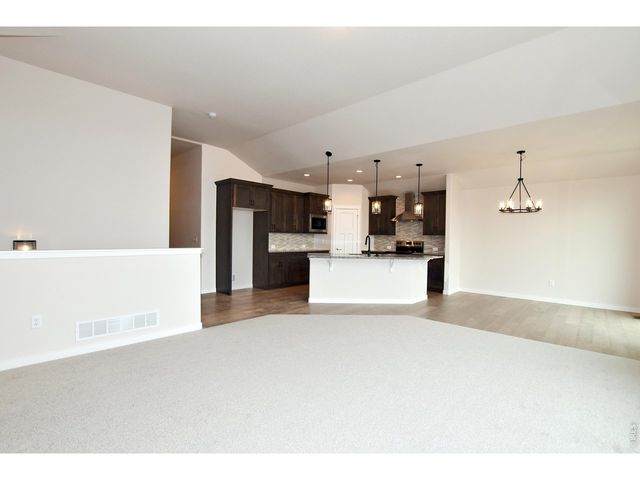 1189 Crown Sparrow St, Johnstown, CO 80534