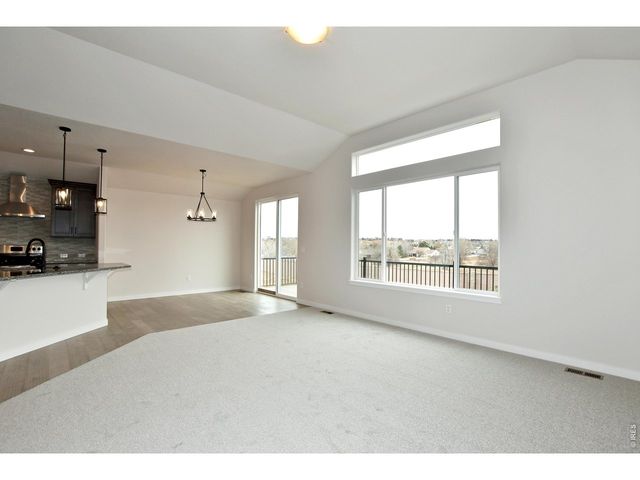 1189 Crown Sparrow St, Johnstown, CO 80534