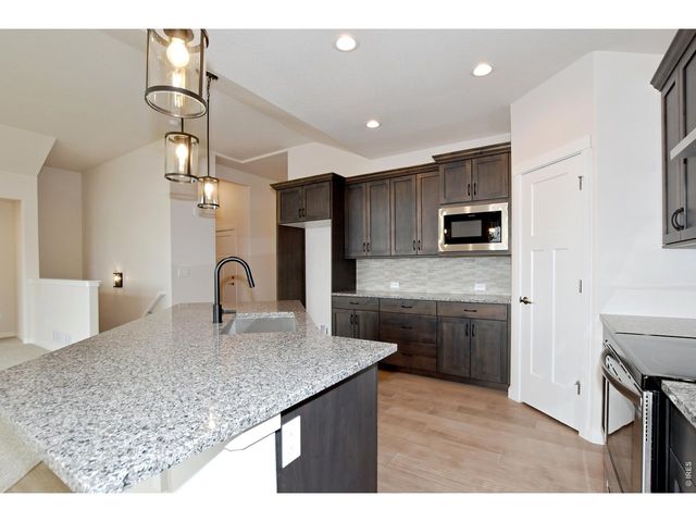 1189 Crown Sparrow St, Johnstown, CO 80534