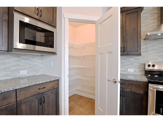 1189 Crown Sparrow St, Johnstown, CO 80534