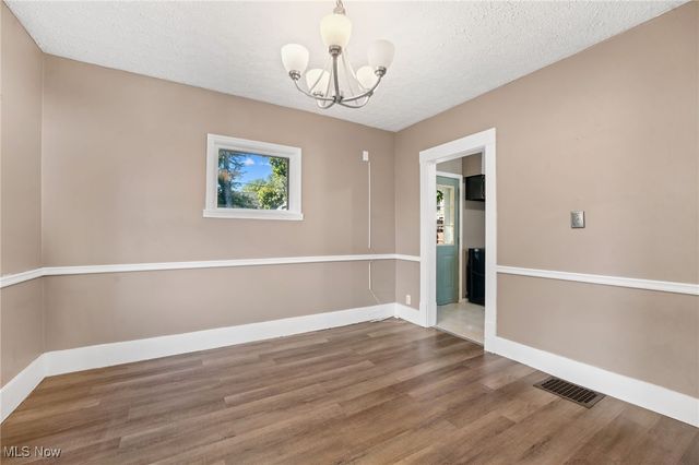 120 Grant Avenue, Cuyahoga Falls, OH 44221