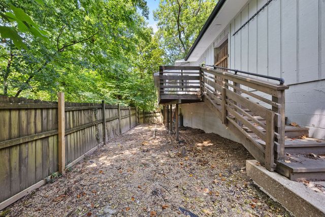 13 Cumbrian Drive, Bella Vista, AR 72714