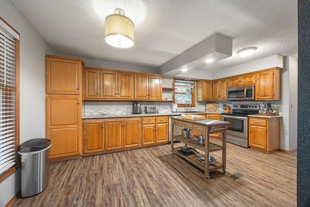 13 Cumbrian Drive, Bella Vista, AR 72714
