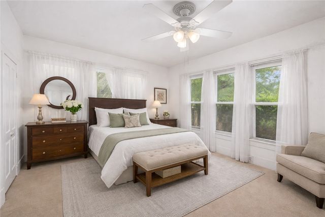305 South Main Street, Caldwell, TX 77836