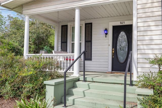 305 South Main Street, Caldwell, TX 77836