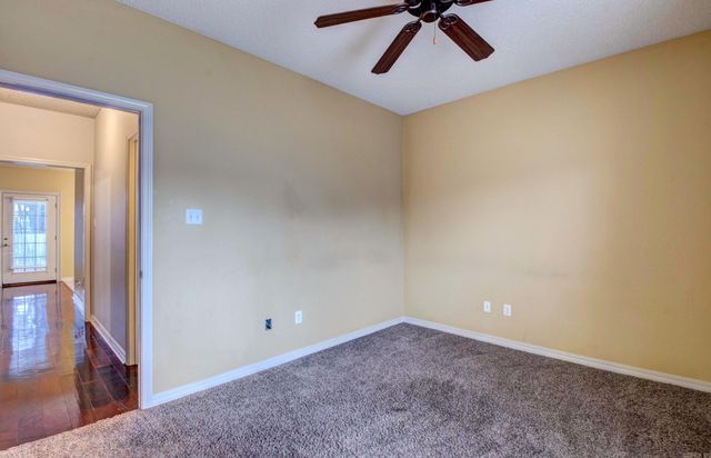 12 Westfield Dr, Little Rock, AR 72210