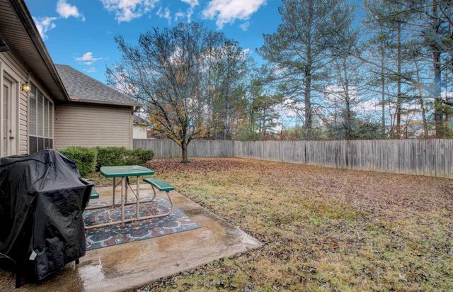 12 Westfield Dr, Little Rock, AR 72210