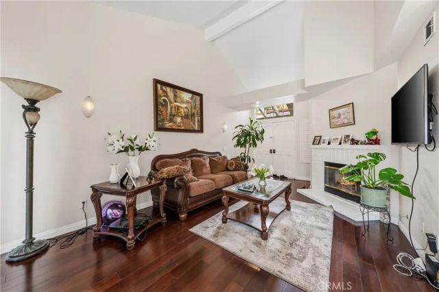 6284 Corte Barata, Camarillo, CA 93012