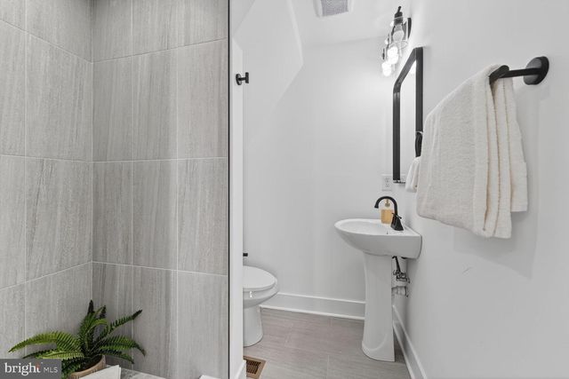 8603 OAKDALE ST, Fort Washington, MD 20744