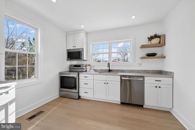 8603 OAKDALE ST, Fort Washington, MD 20744