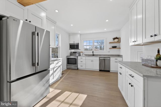 8603 OAKDALE ST, Fort Washington, MD 20744