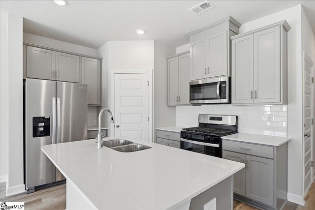 437 Blissful Court, Taylors, SC 29687