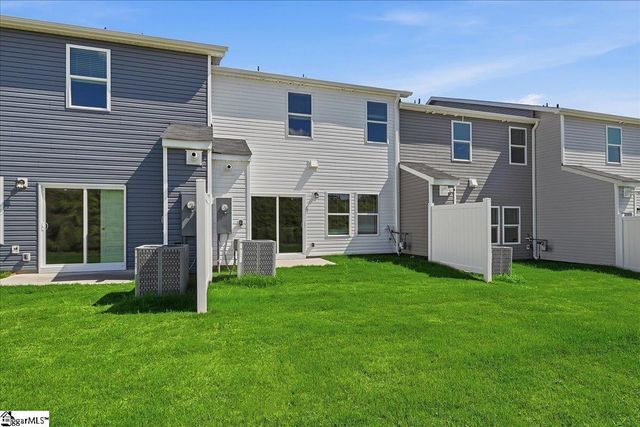 437 Blissful Court, Taylors, SC 29687