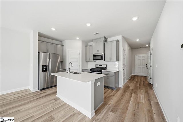 437 Blissful Court, Taylors, SC 29687